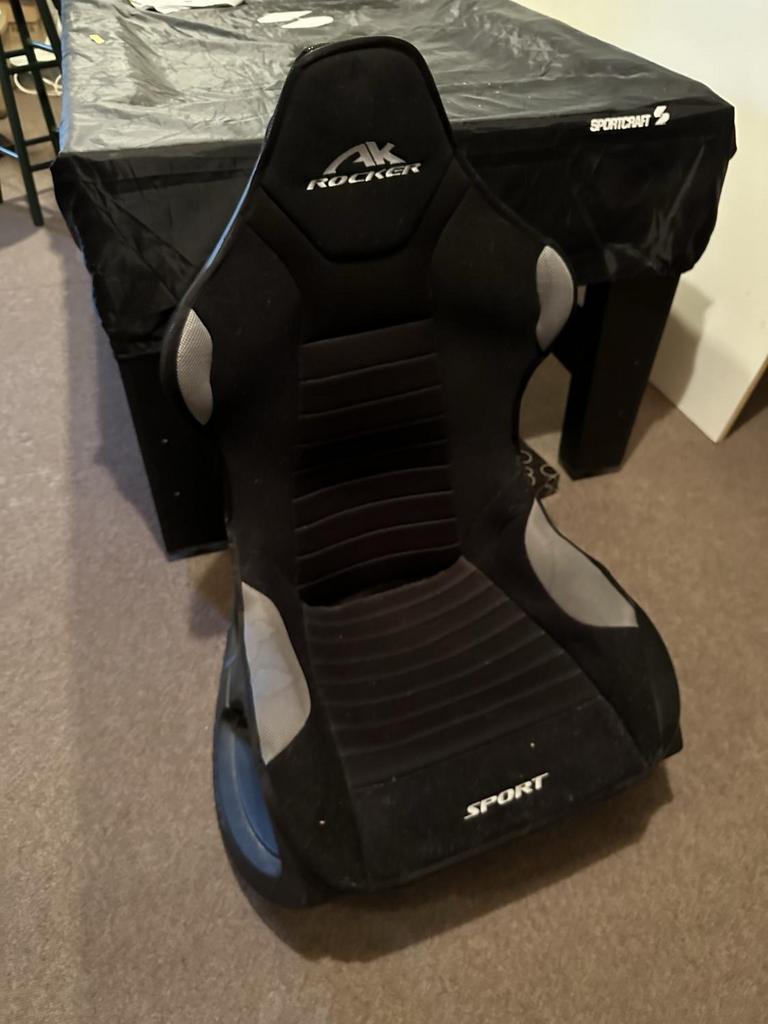 Auction Ohio AK Rocker gaming chair