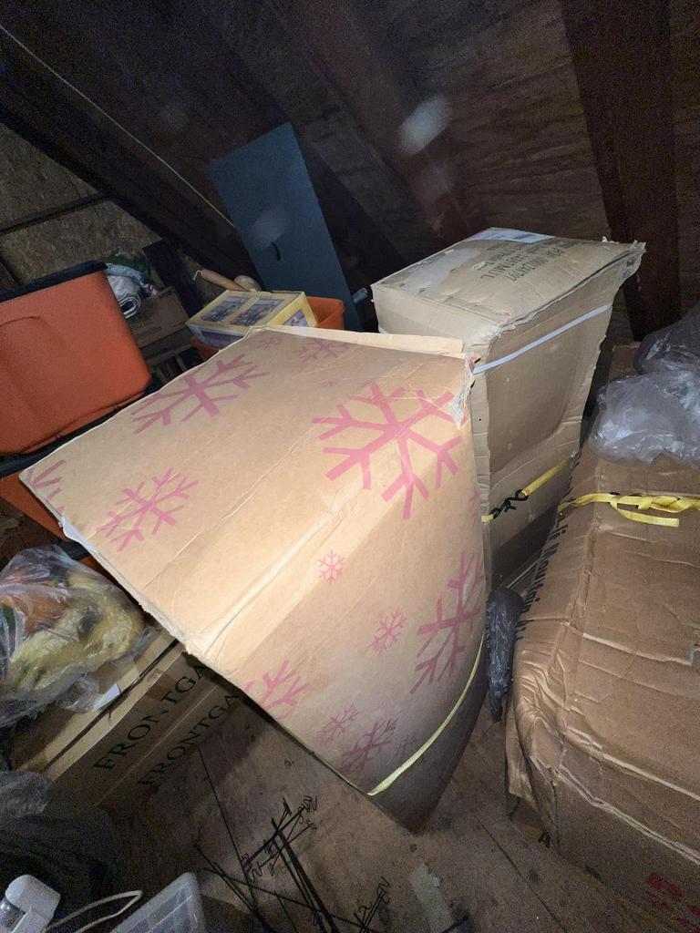 Auction Ohio Frontgate Christmas Trees