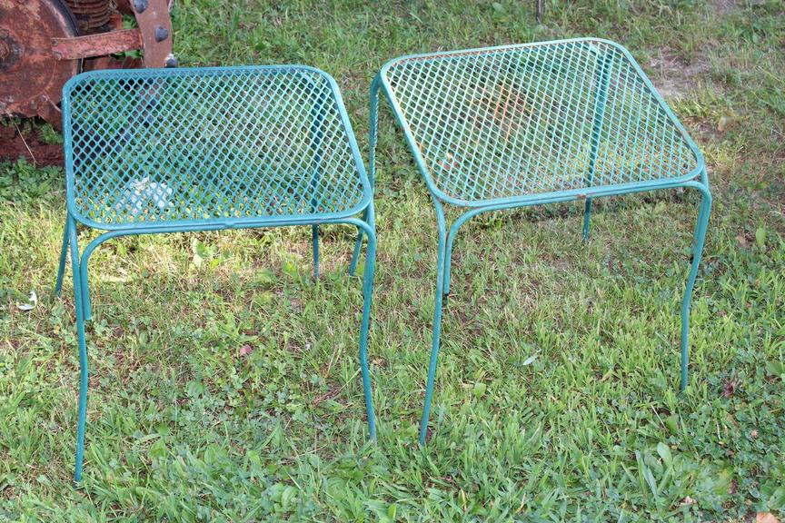 Auction Ohio Green Patio Side Tables
