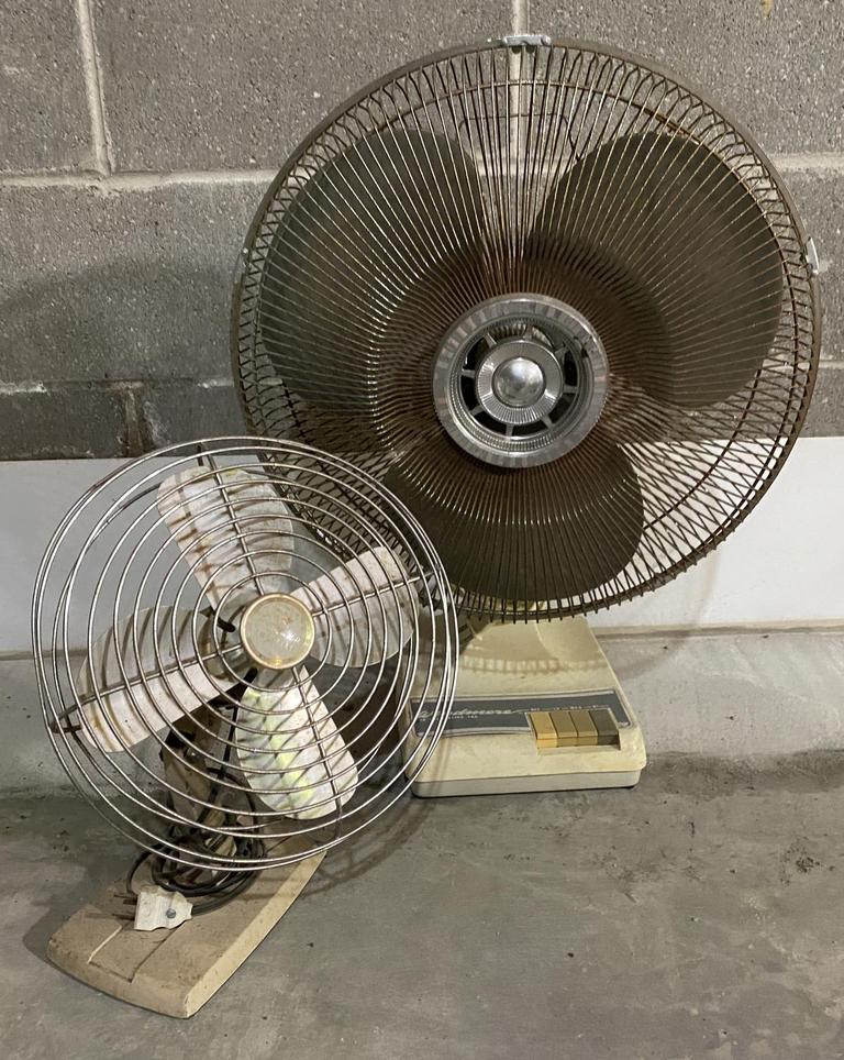 Auction Ohio Vintage Metal Fans
