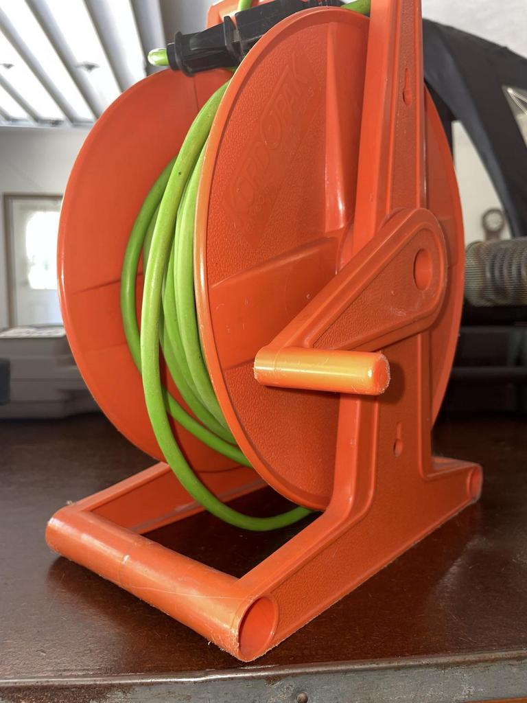 Auction Ohio Extension Cord & reel