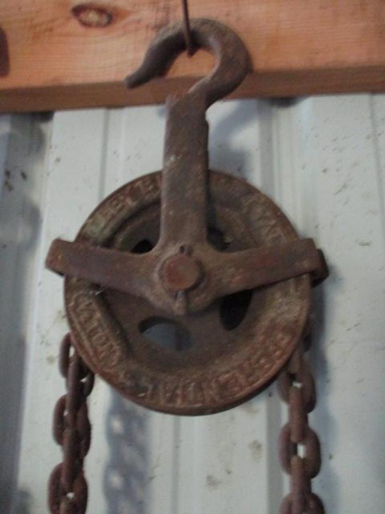 Auction Ohio Chain Hoist