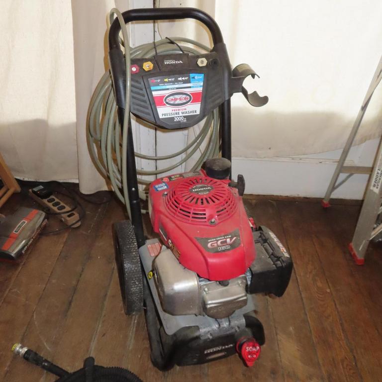 Auction Ohio Simpson Pressure Washer
