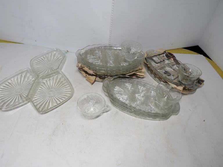 Auction Ohio Snack Sets