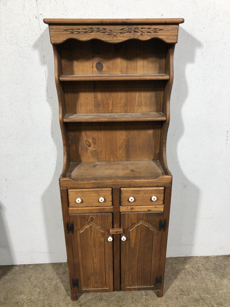 Auction Ohio Pine Hutch