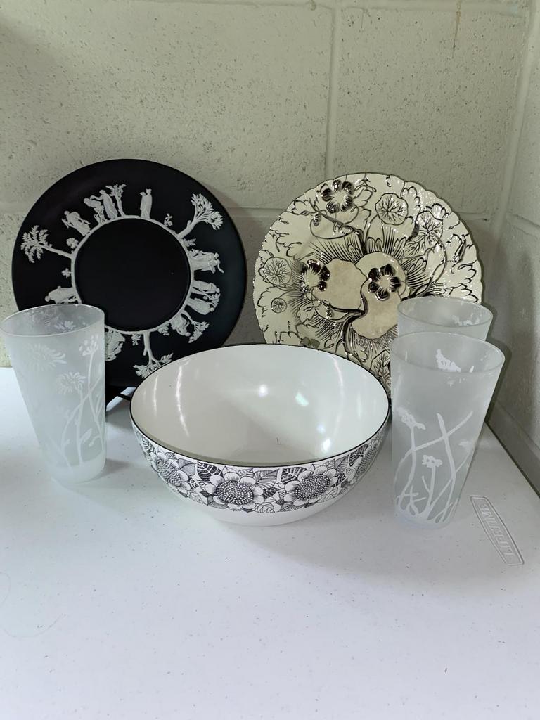 Auction Ohio Wedgwood & More