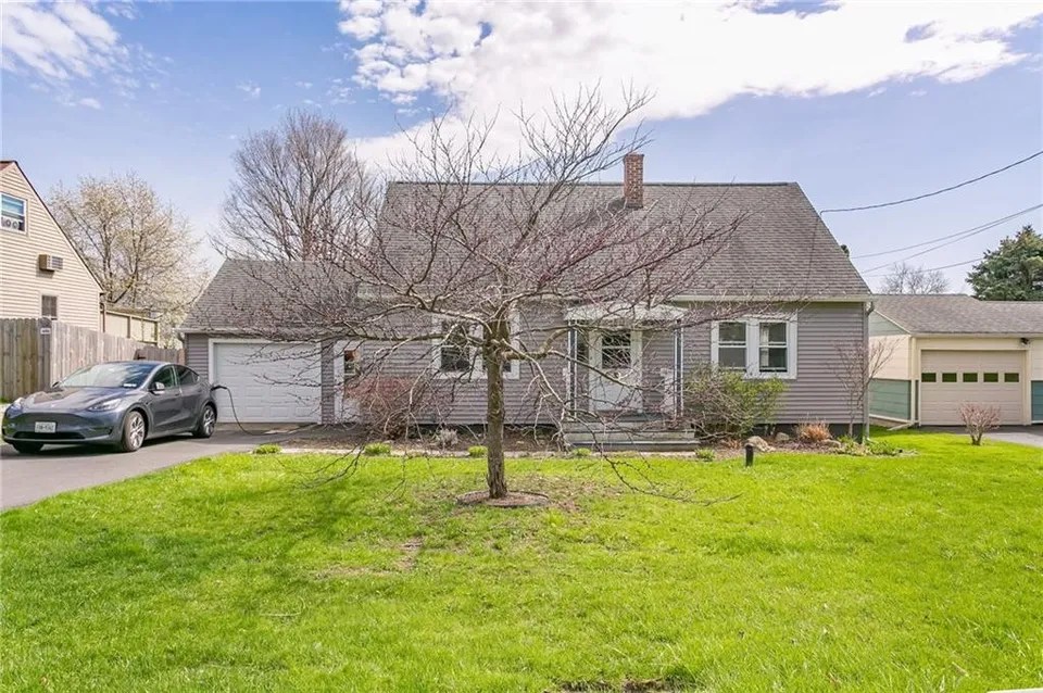 206 Knapp Rd, Syracuse, NY 13219