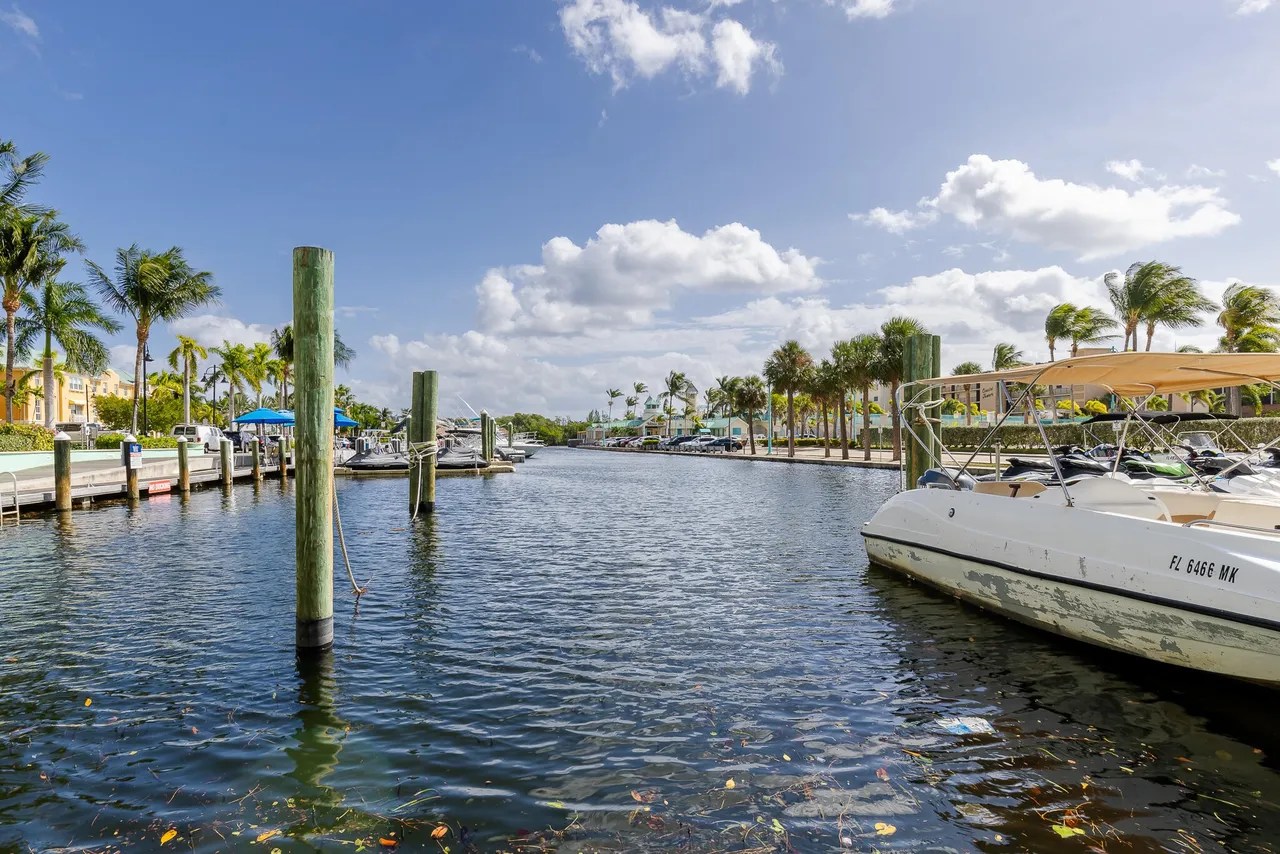 700 E Boynton Beach Blvd Unit 903, Boynton Beach, FL 33435