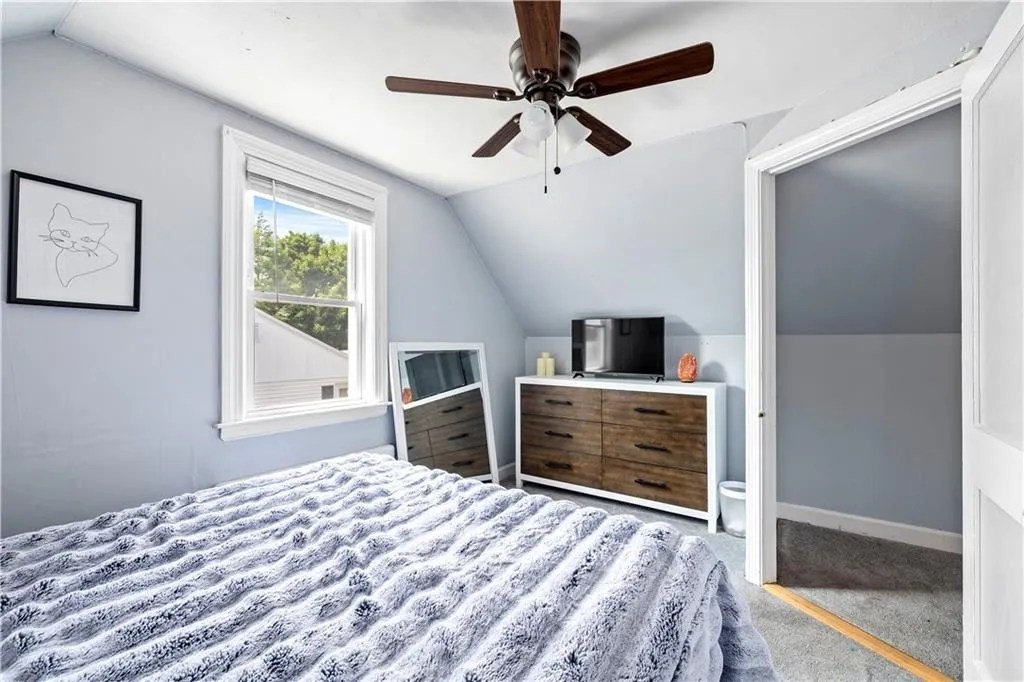 For Sale 189 Hillard Ave, Warwick, RI 02886