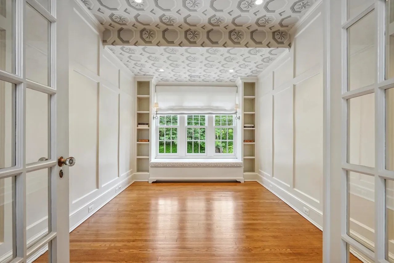 2930 Woodland Dr NW, Washington, DC 20008