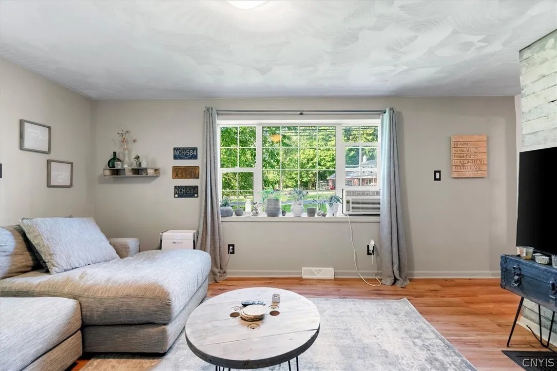 For Sale 308 Higby Rd, New Hartford, NY 13413