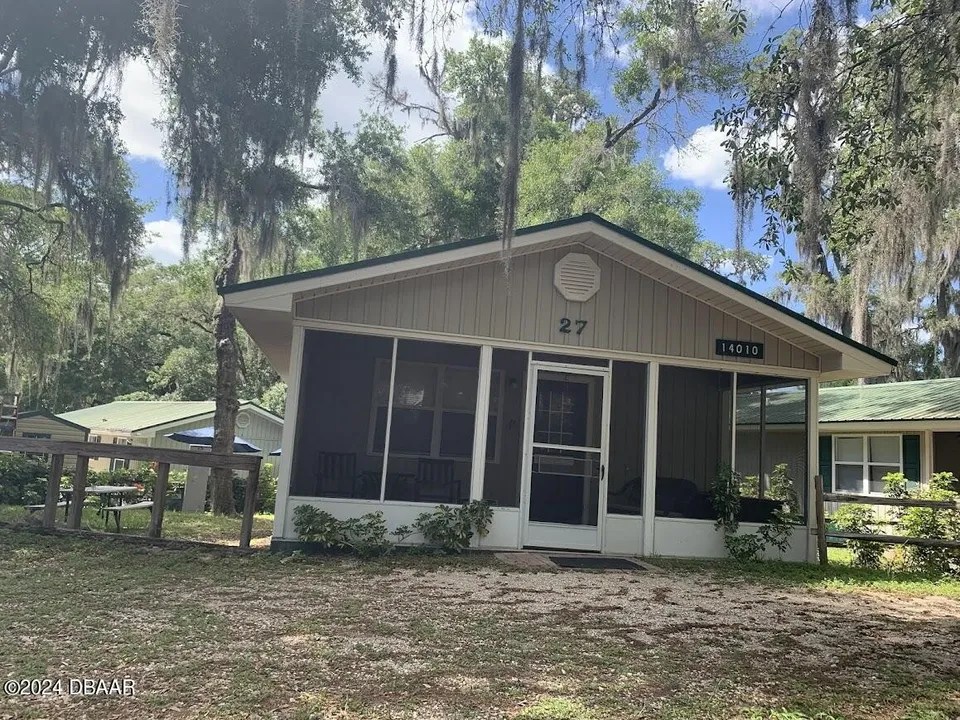 14010 NE 250th Cir Unit COTTAGE27, Salt Springs, FL 32134 194,500