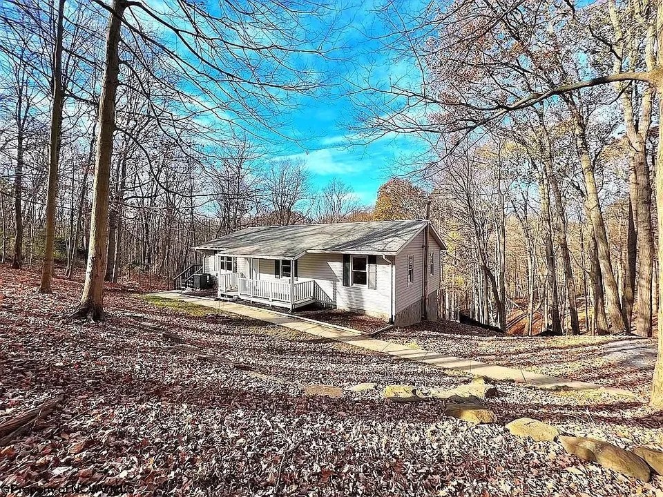 1971 Point Marion Rd, WV 26508