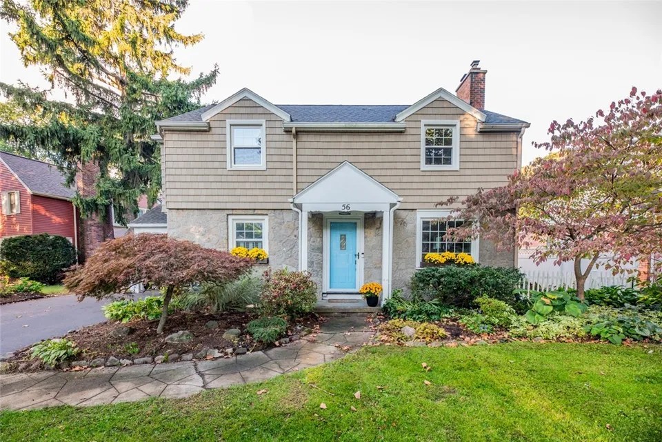 56 Continental Dr, Rochester, NY 14618 249,900