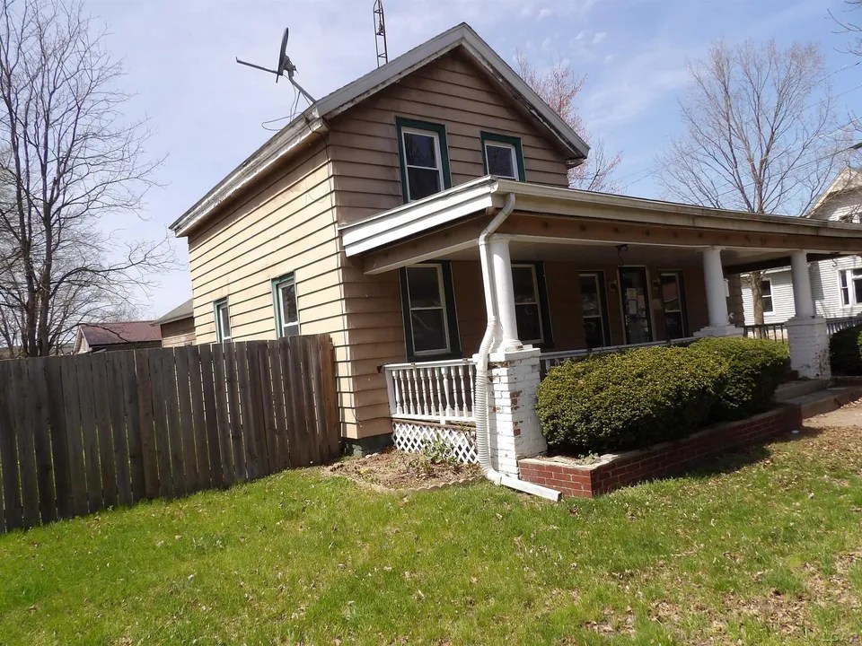 For Sale 219 North St, Morenci, MI 49256