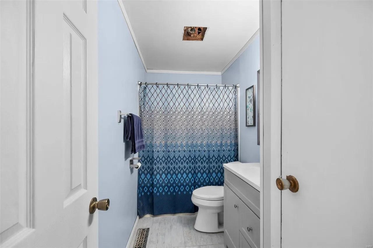 804 Karon Dr, Pevely, MO 63070