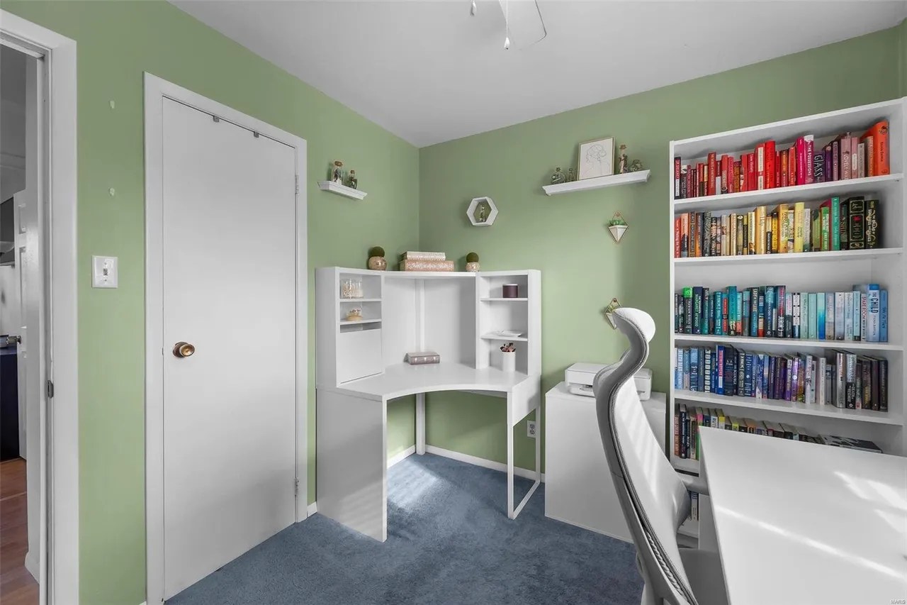 804 Karon Dr, Pevely, MO 63070