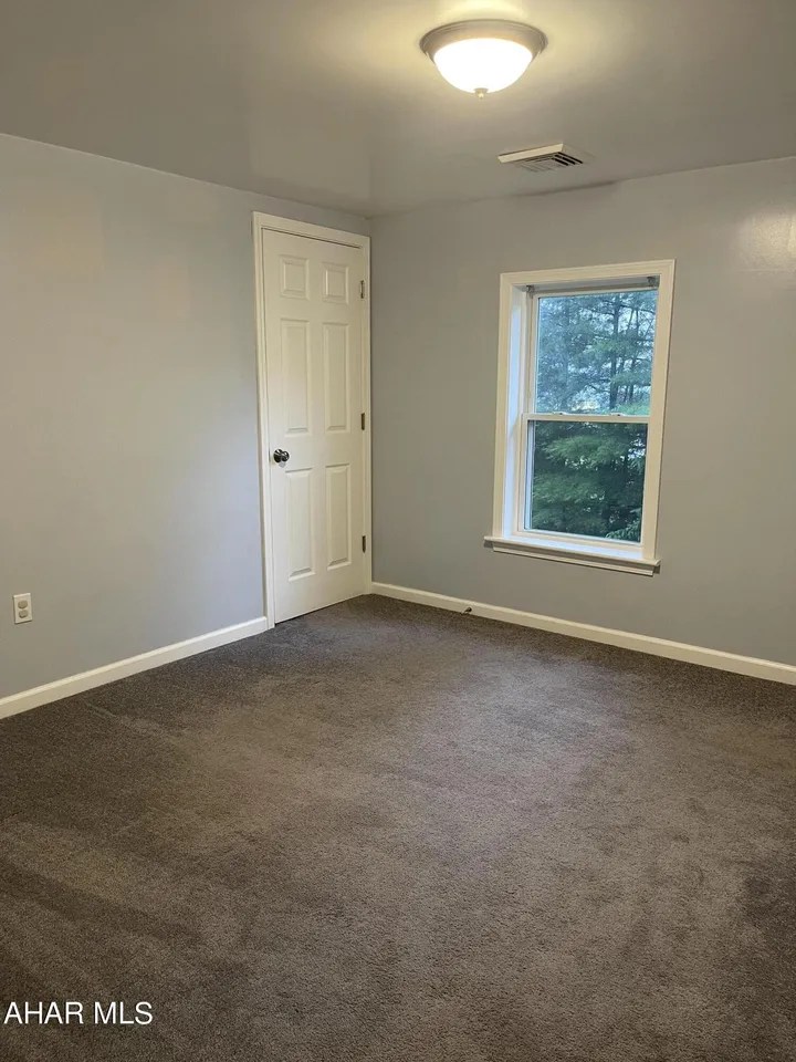 For Sale 742 Frankstown Rd, Altoona, PA 16601