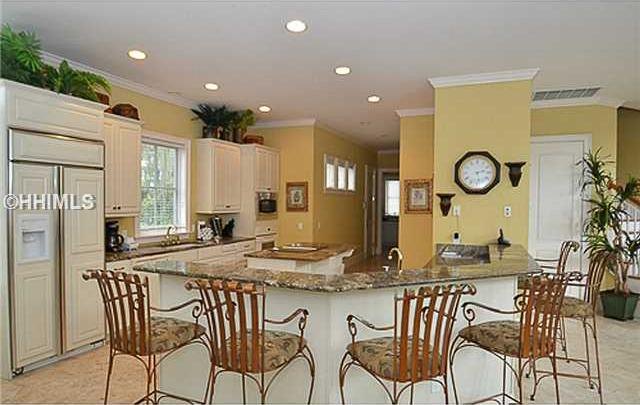 20 Knotts Way, Hilton Head Island, SC 29928