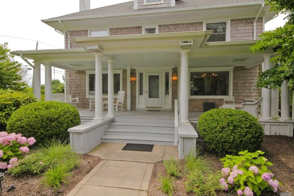 91 Potunk Ln, Westhampton Beach, NY 11978
