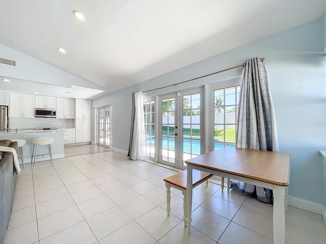 For Sale 21227 Escondido Way N, Boca Raton, FL 33433