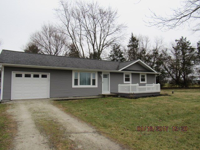 11833 Marzane Rd, Markle, IN 46770