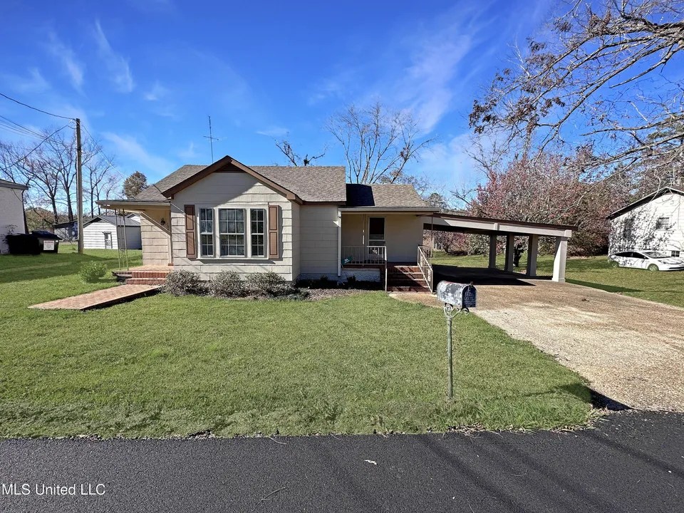 104 Wabash St, Mendenhall, MS 39114