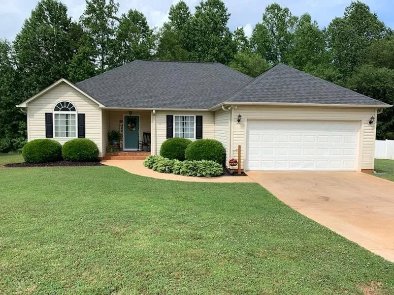 103 Deer Track Ln, Gaffney, SC 29341