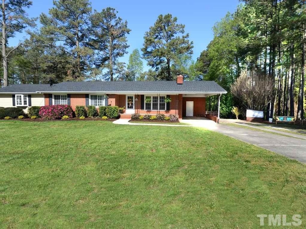 3887 Covered Bridge Rd, Clayton, NC 27527