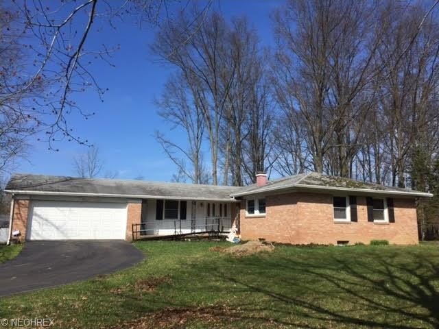 6110 Weaver Rd, Berlin Center, OH 44401