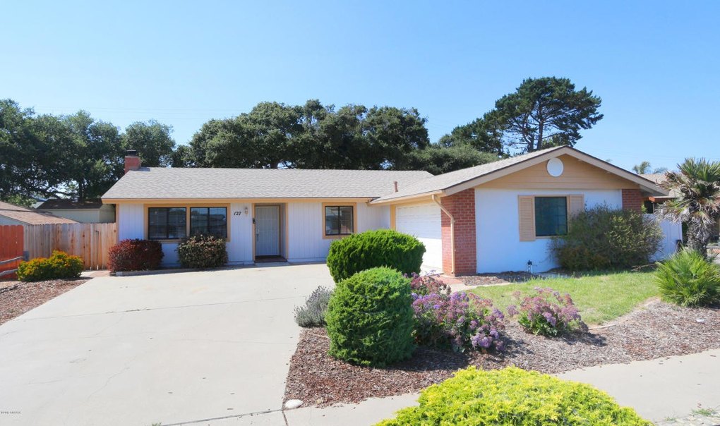 127 Mizar Pl, Lompoc, CA 93436