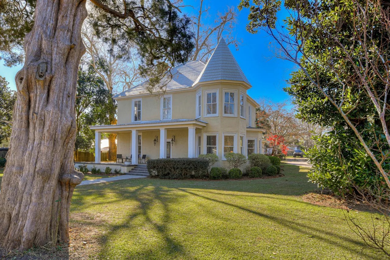 9433 Marlboro Ave, Barnwell, SC 29812