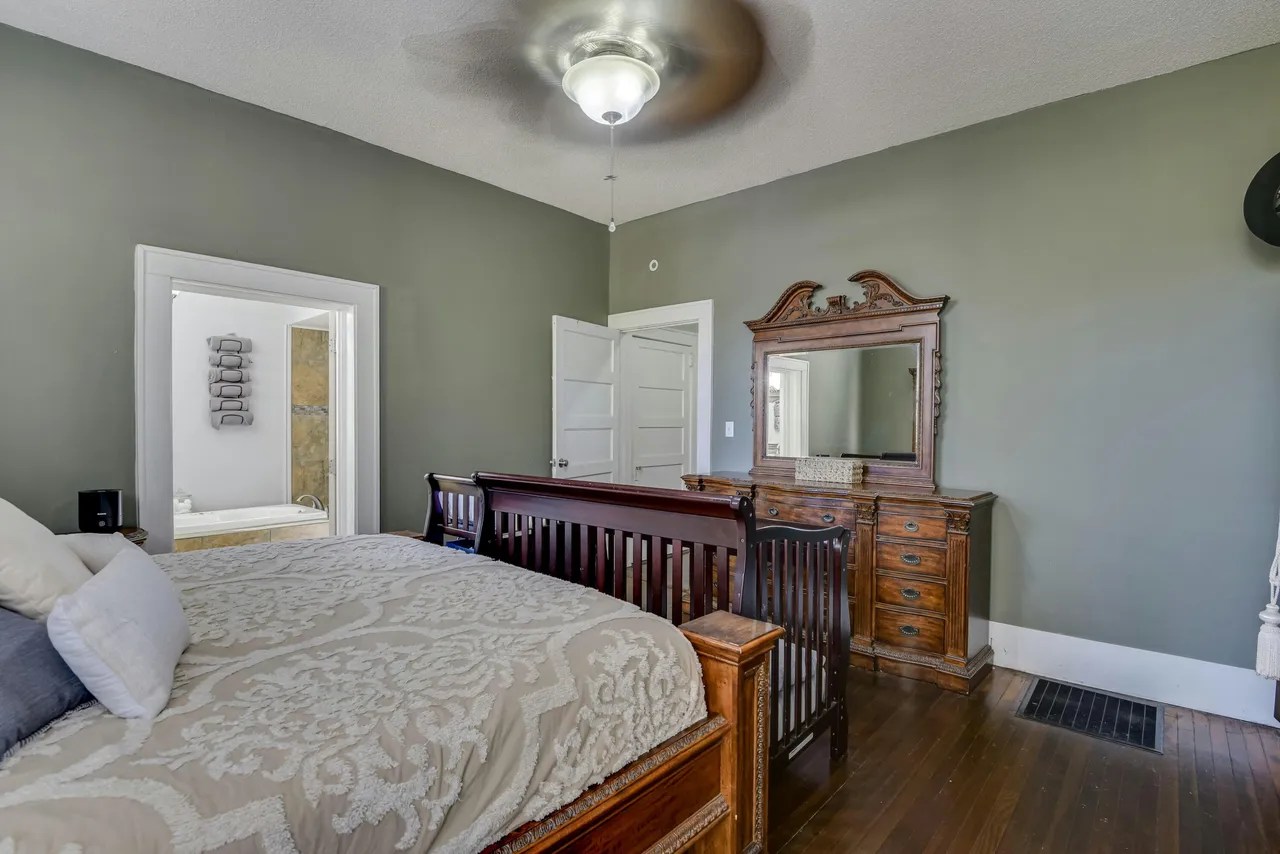 9433 Marlboro Ave, Barnwell, SC 29812