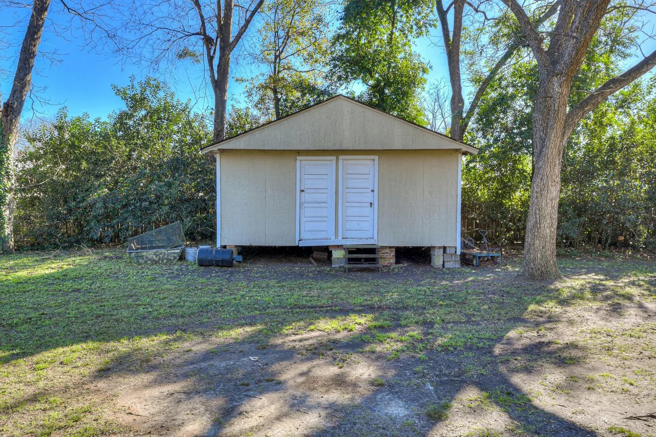 9433 Marlboro Ave, Barnwell, SC 29812