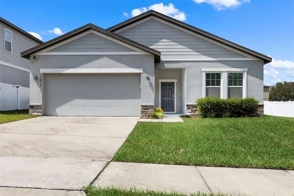 15812 Surfbird Ct, Mascotte, FL 34753 335,000