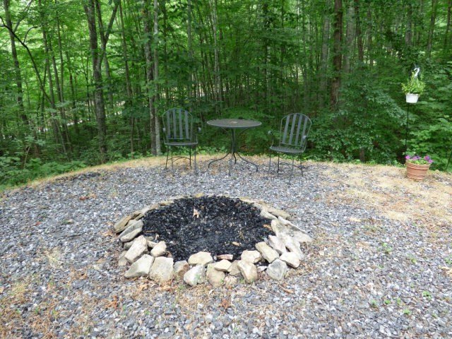 232 Waccamaw Trl, Sylva, NC 28779