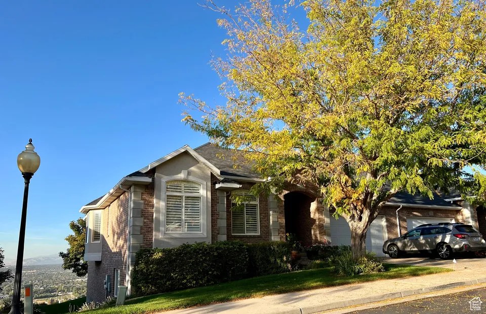 383 E Haven Crest Rd S, Draper, UT 84020 900,000