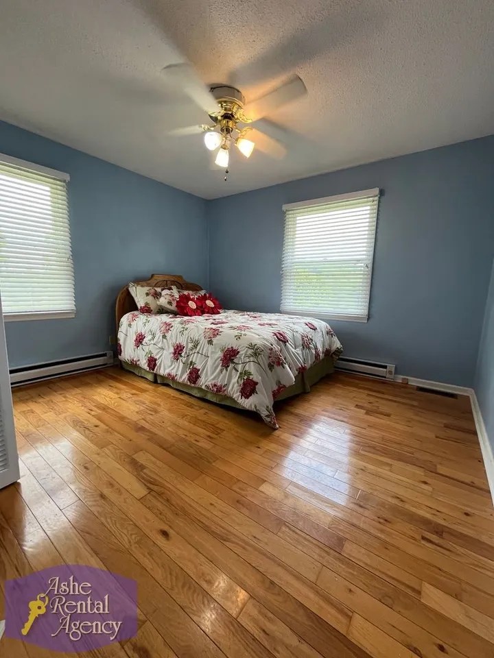 1458 Golf Course Rd, West Jefferson, NC 28694 Home for Rent