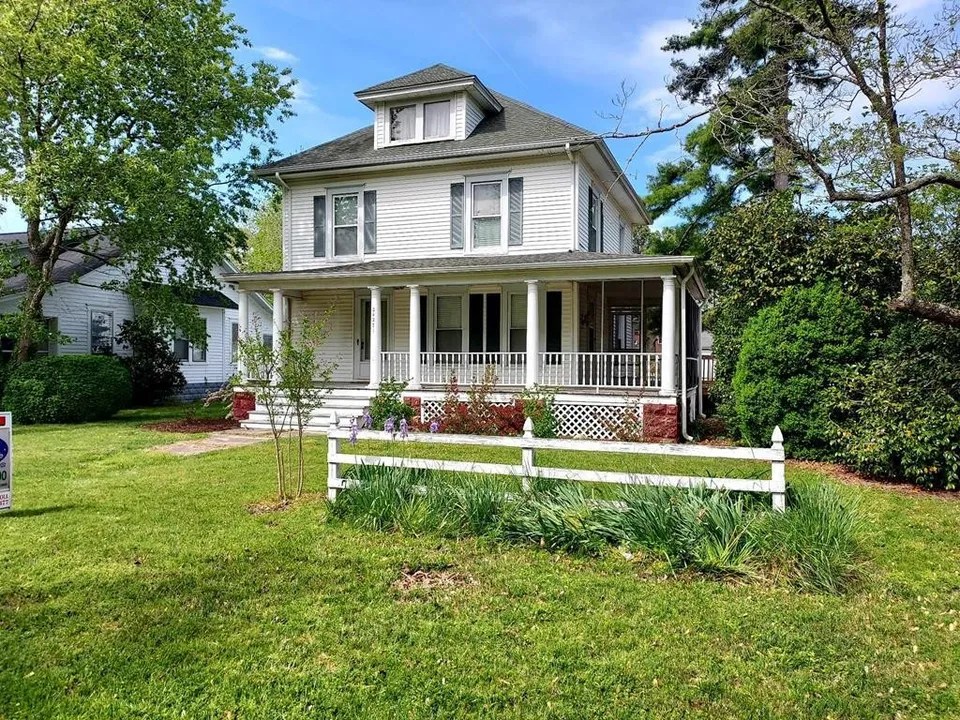 24271 Adelaide St, Parksley, VA 23421 269,000