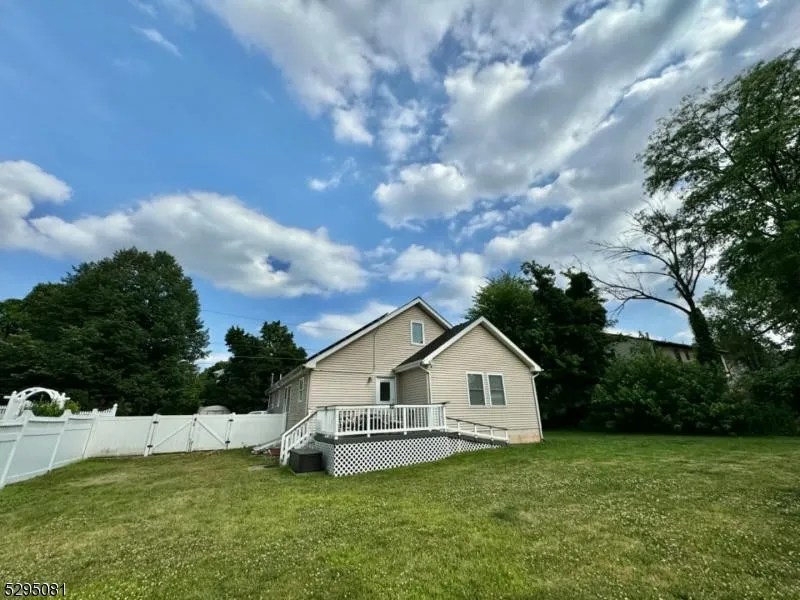 For Sale 34 Girard Ave, Franklin Twp, NJ 08873