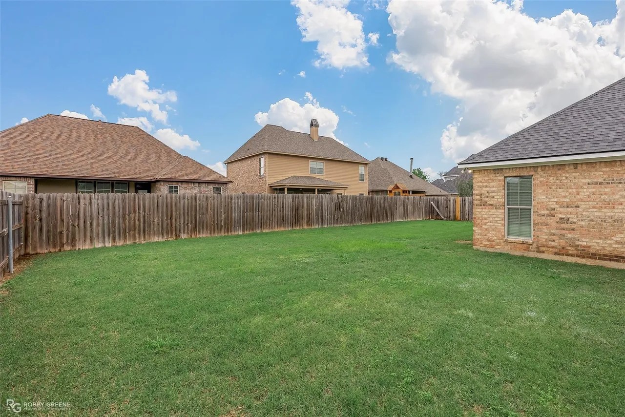 For Sale 796 Hackberry Dr, Bossier City, LA 71111
