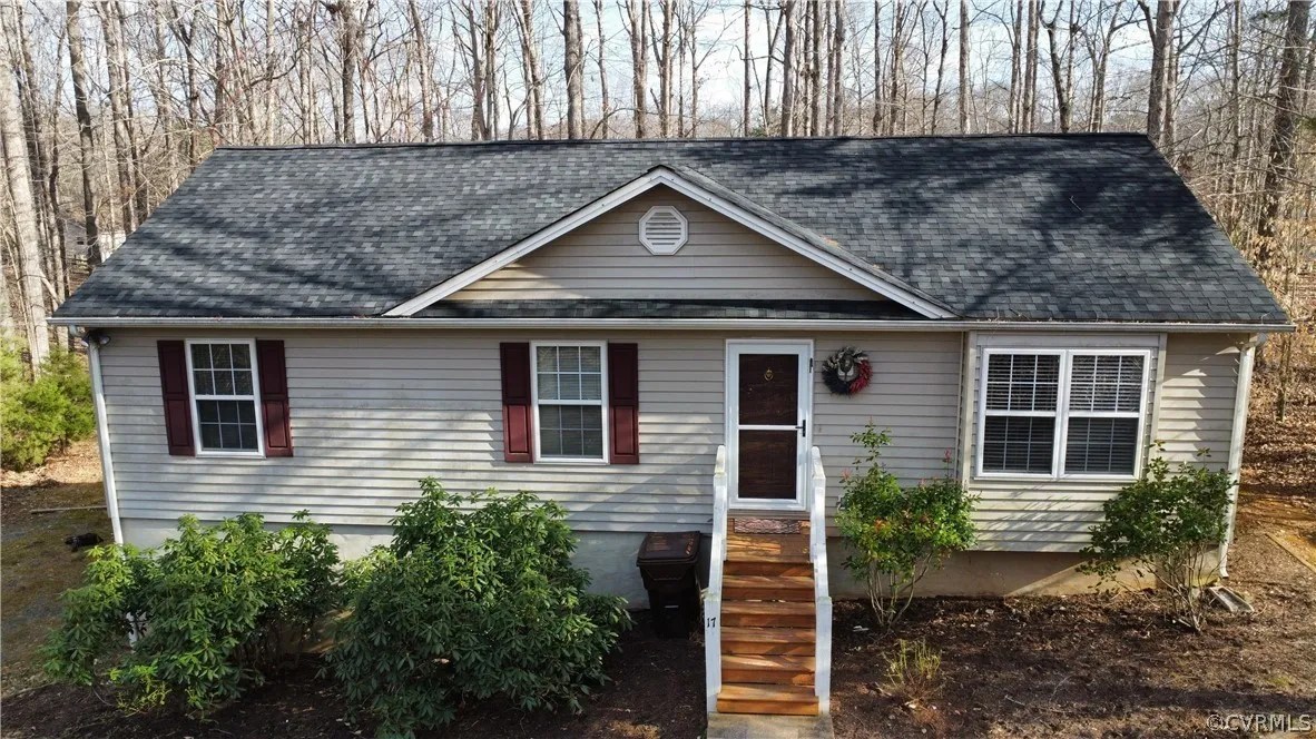 17 East Point Rd, Fluvanna, VA 22963