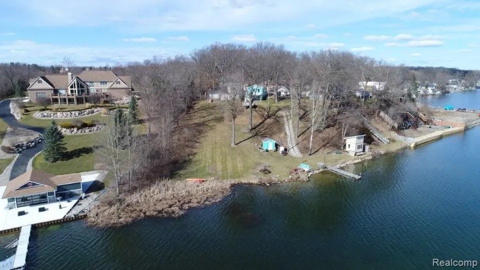 4097 Hunt Rd, Elba Township, MI 48446