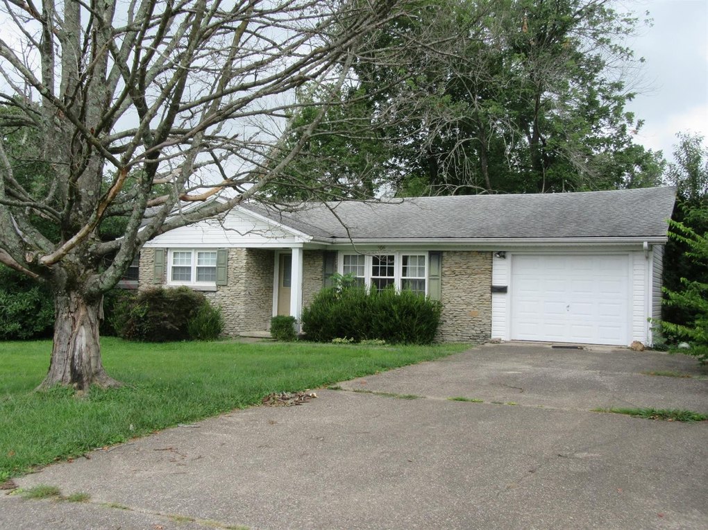 108 Morningside Dr, Lawrenceburg, KY 40342