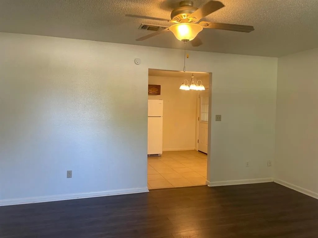 413 Magnolia St, Bastrop, TX 78602 Home for Rent