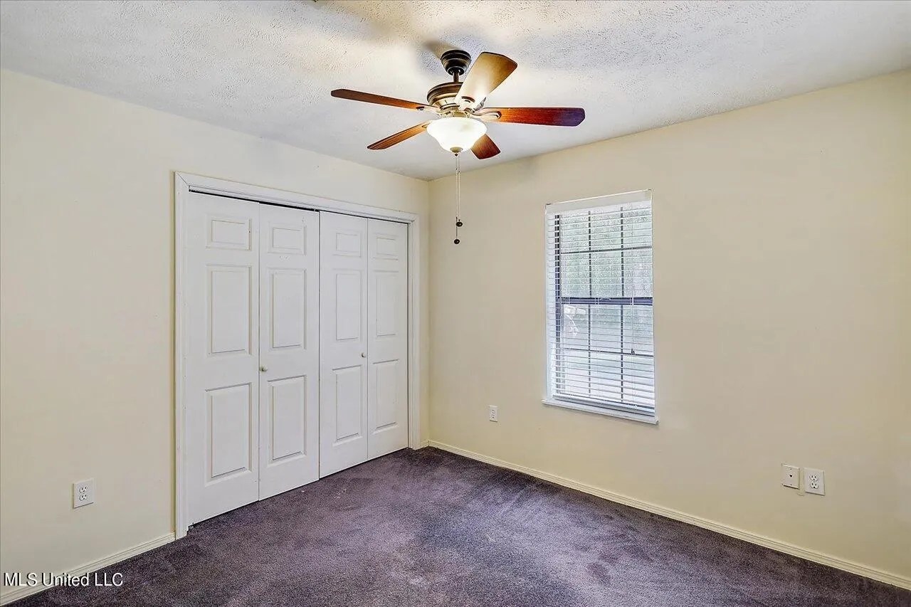 6385 Livingston Rd, Jackson, MS 39213