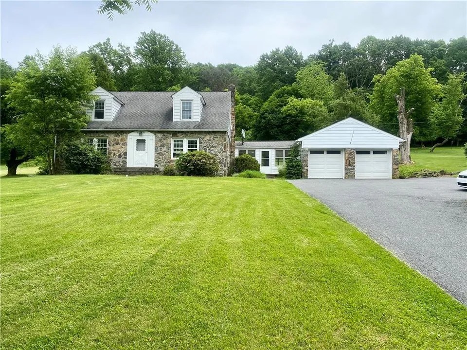For Sale 3817 Lower Saucon Rd, Lower Saucon Township, PA 18055