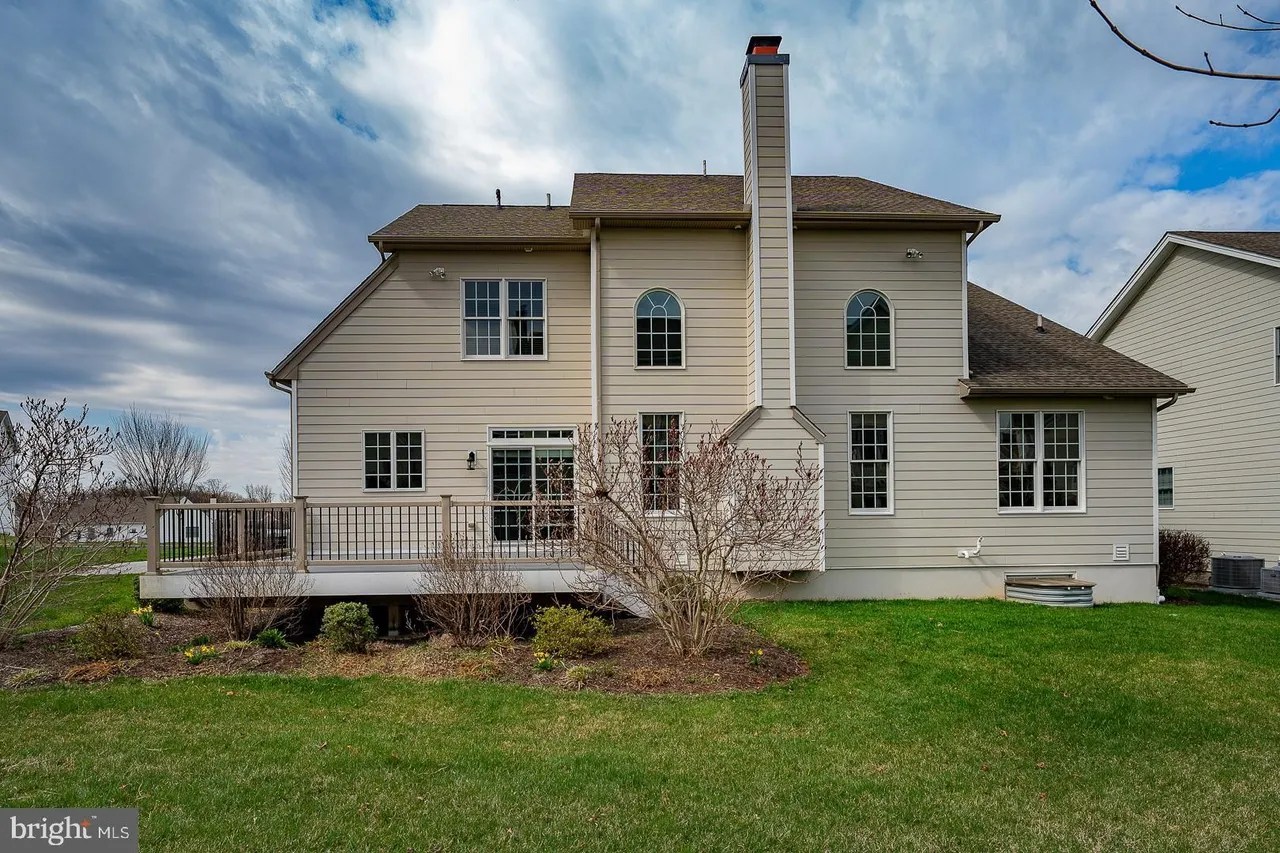 407 Park Hill Ln, Newtown Square, PA 19073