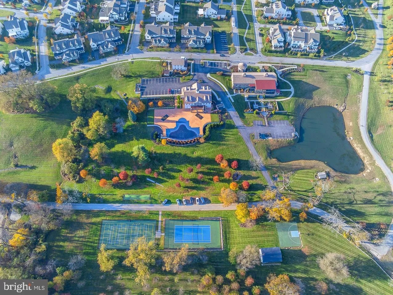 407 Park Hill Ln, Newtown Square, PA 19073