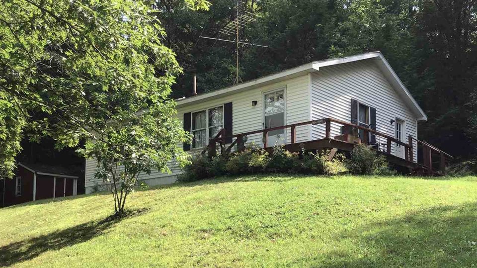 With Single Story Homes for Sale in Fairlee, VT